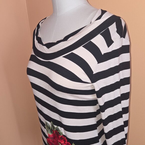 Top - Picture 2 of 3